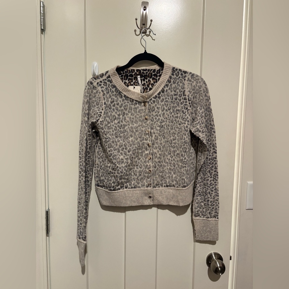 Free People Nocturnal Patterned Cashmere Cardi XS Color: Tea Combo NWT - Picture 3 of 6